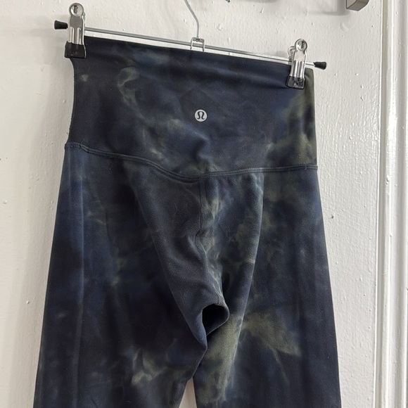 Lululemon Align Pant 25"  size 2 - Picture 10 of 12